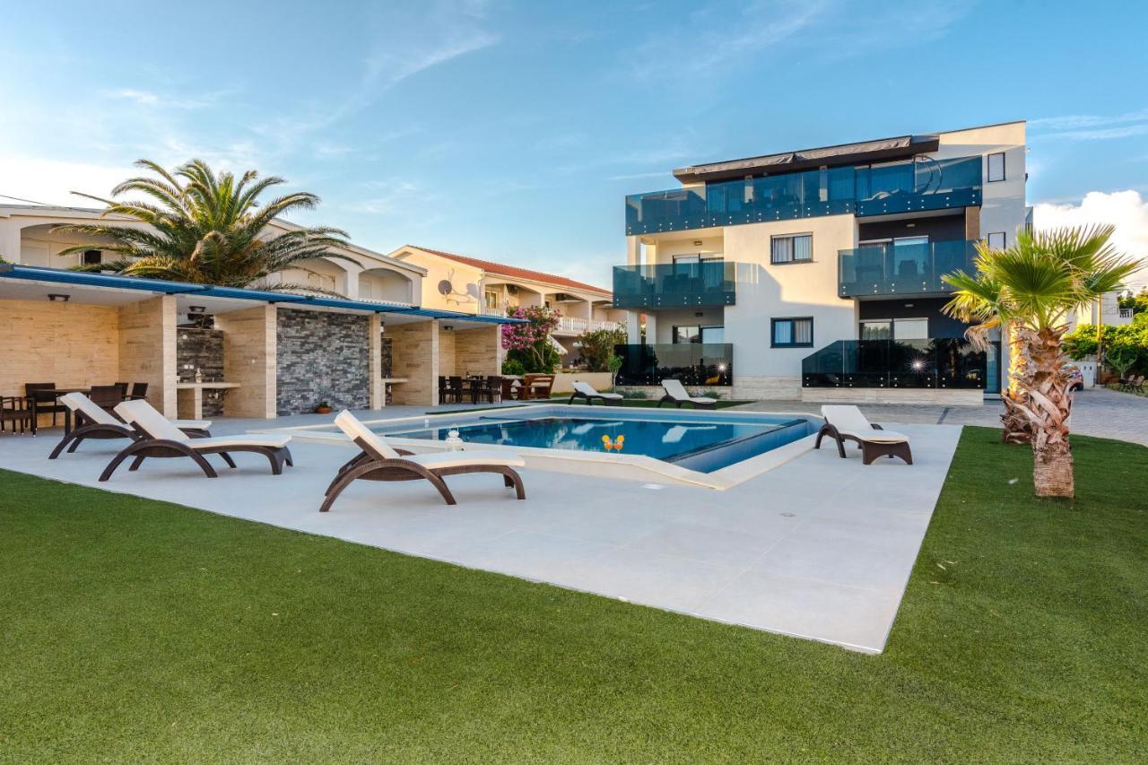 Resort Mirakul Vir Exterior foto